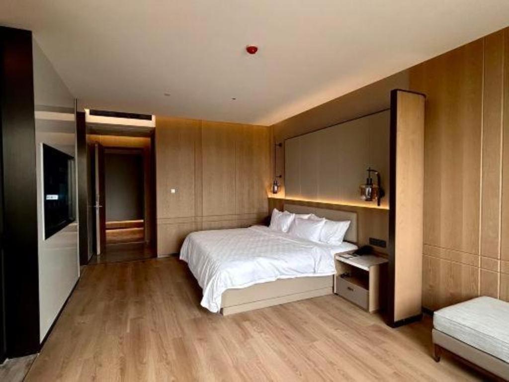 Zhangjiagang Jiangnan Garden Hotel Bagian luar foto